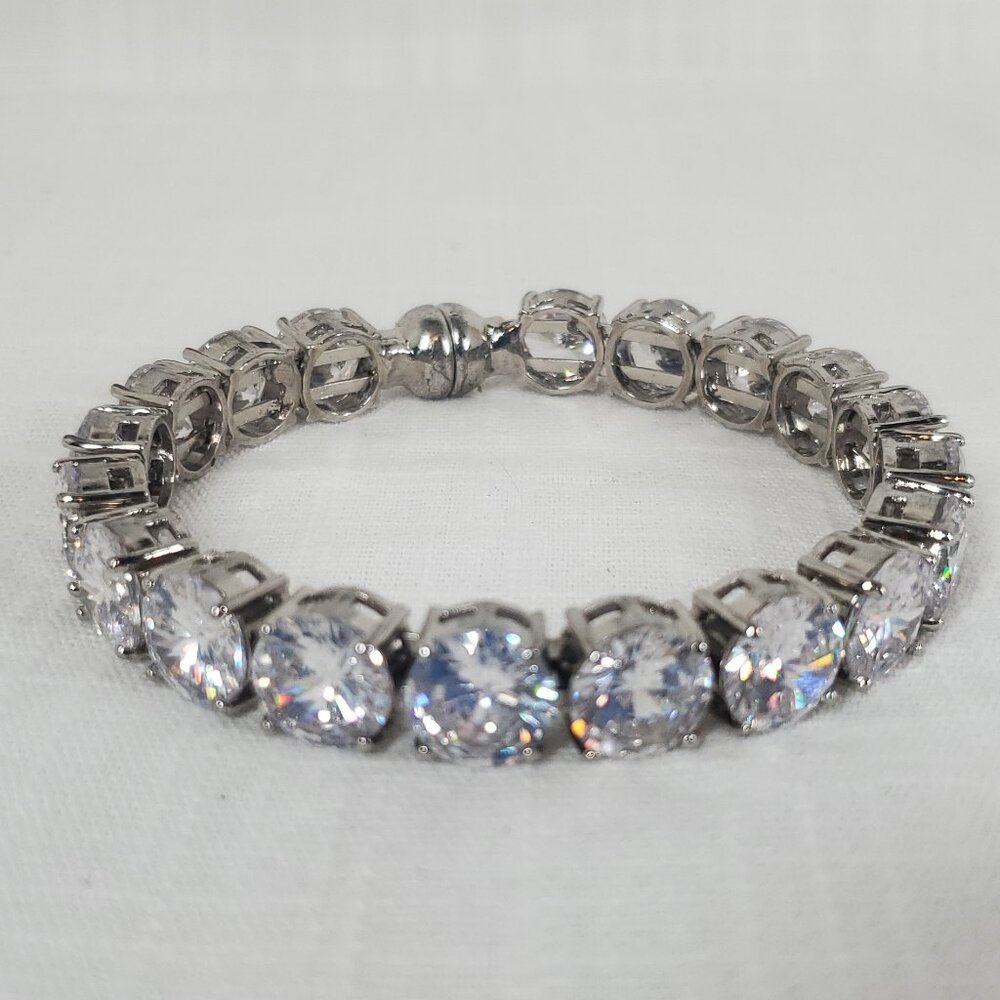 Beautiful Cubic Zirconia Silver Tone Magnetic Closure Bracelet